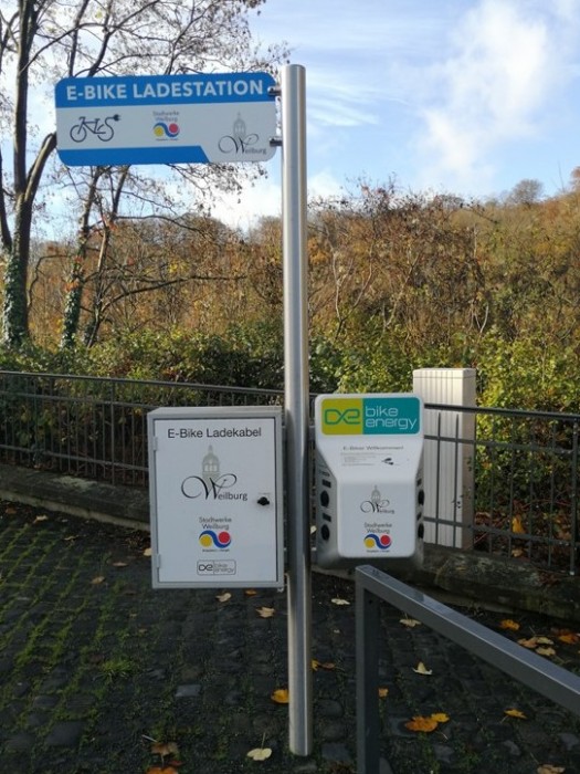 E-Bike-Ladesäule Denkmal.jpg